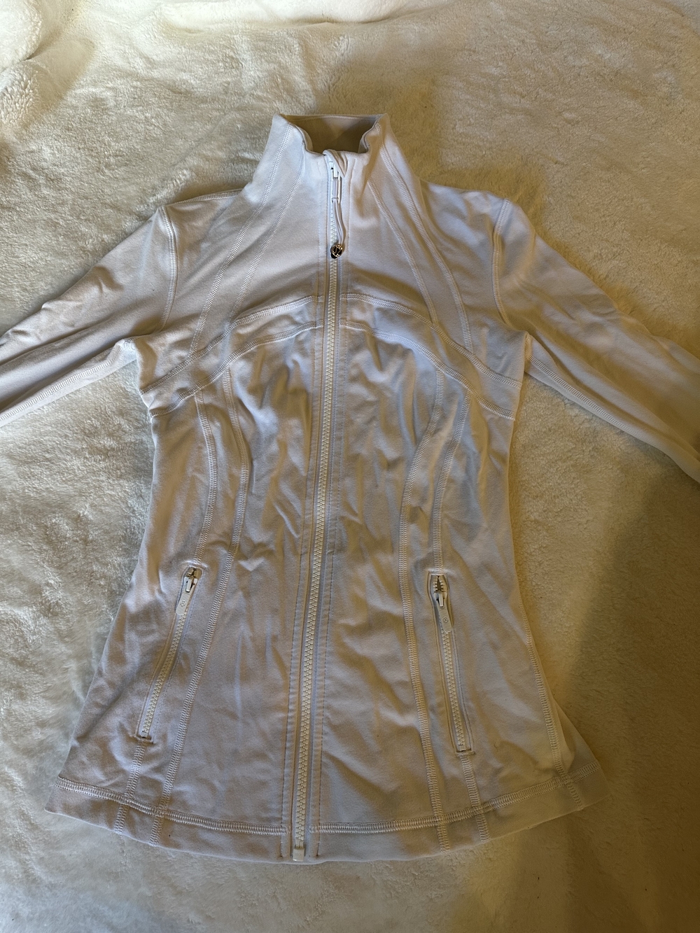 Lululemon Define Women's White Zip-Up Athletic Jacket. Size XS/S